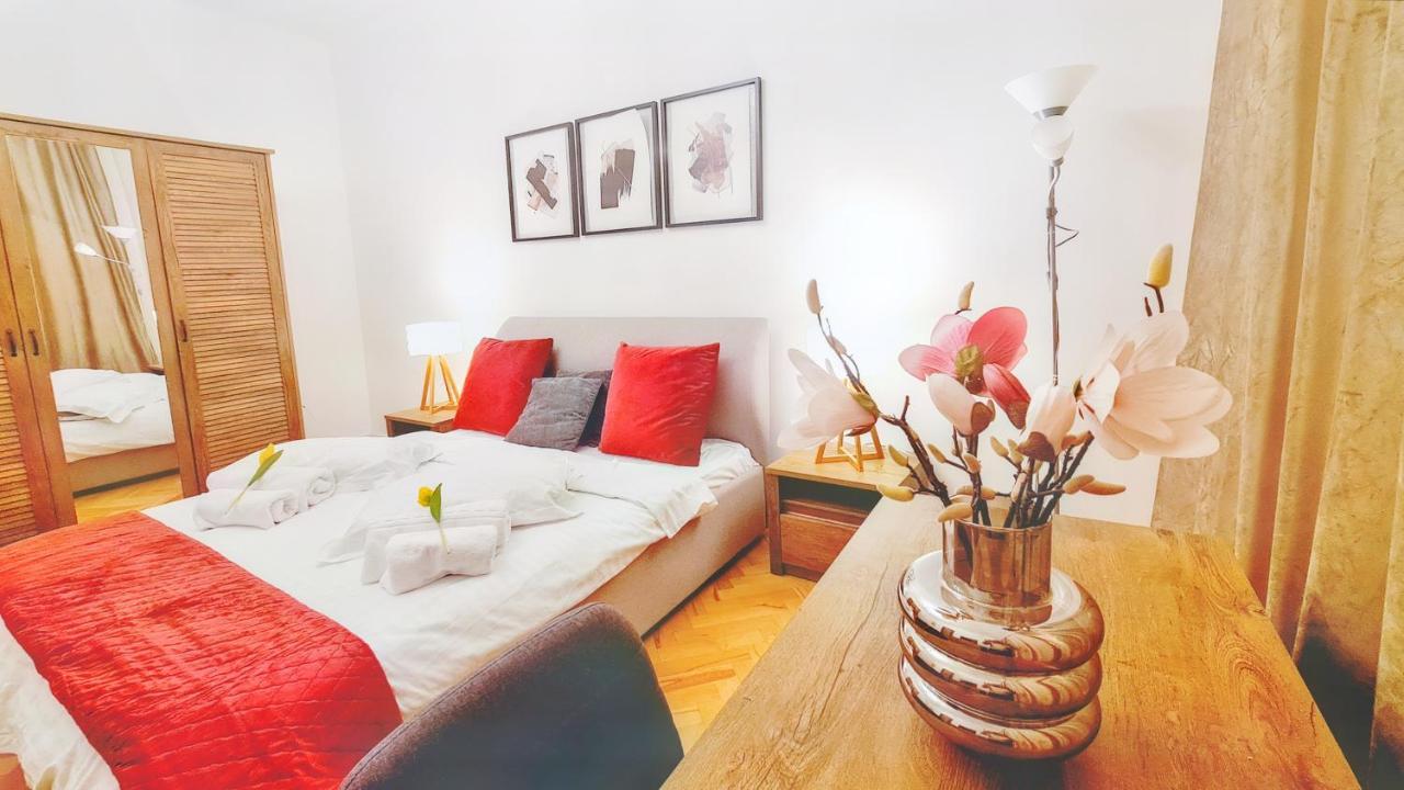 Spacious 5* Luxury In Historic Center Free Parking Cluj-Napoca Exterior foto